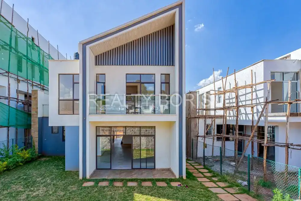 LUXURIOUS 4 BEDROOM VILLA IN KIAMBU ROAD